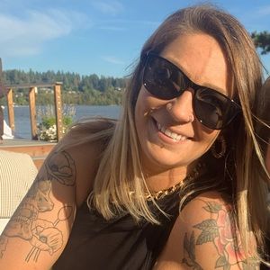 Meet your Posher, Callie